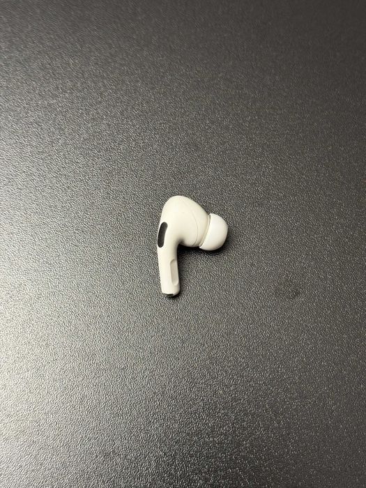 AirPods Pro 1 – Prawa słuchawka (A2083) (Case A2190)