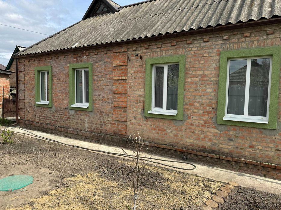 Чудовий будинок в передмісті