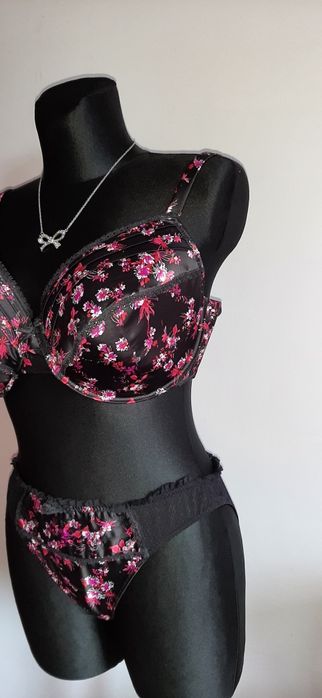 Sexi komplet bielizny 42/44 (85E)