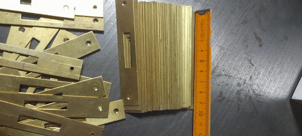 Szuflady drzwiczki Mosiężne zamknięcia