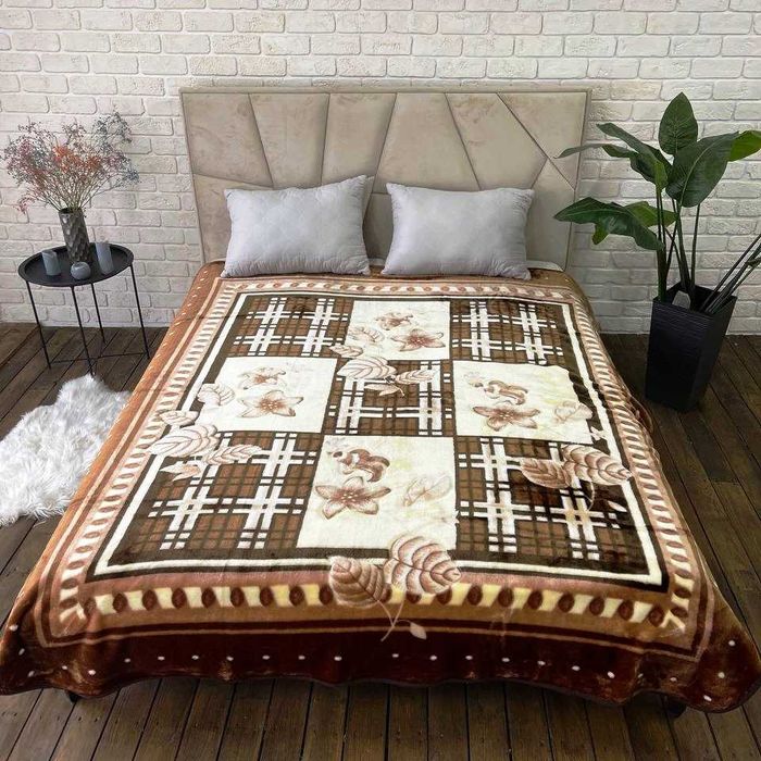 Красивый плед на диван, 200х220 2,5 кг, новый!
