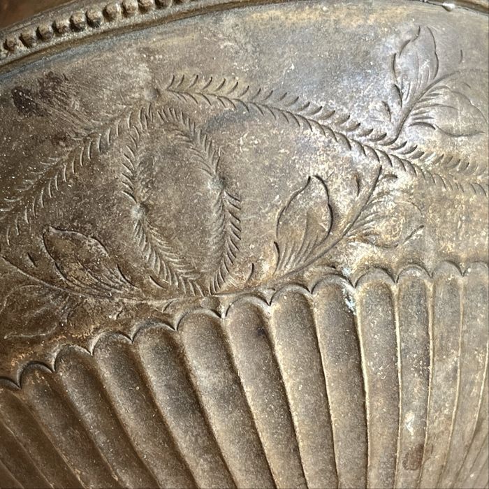 Vaso de latão da Guiné-Bissau