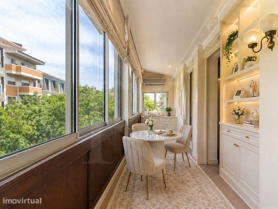Apartamento familiar T5 na Estrela | Prédio com elevador