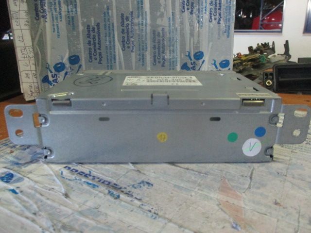 Radios 9801840680 PEUGEOT 208 2012