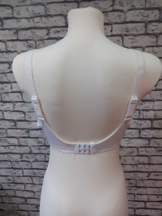 Triumph biustonosz bawełniany Fabienne N rozmiar 75B