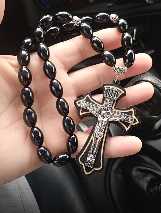 Підвіска Чотки з  хрестом Подвеска Четки с крестом в автомобіль машину
