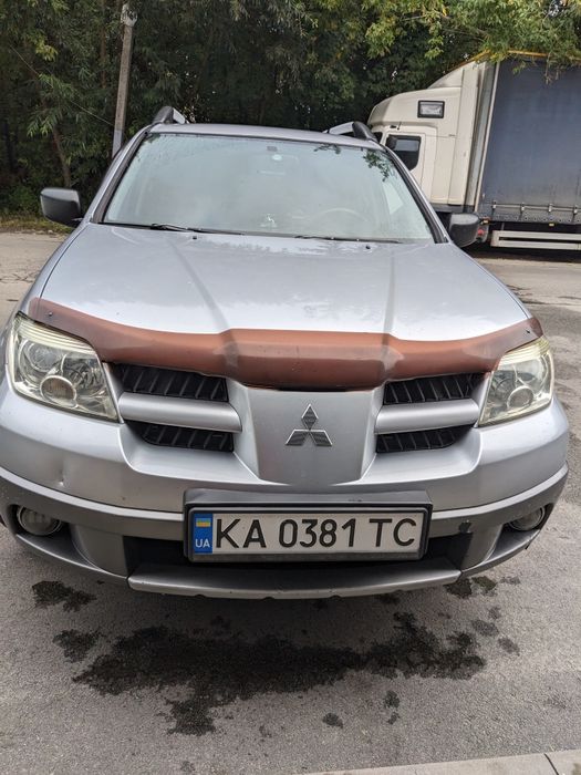 Продам mitsubishi outlander
