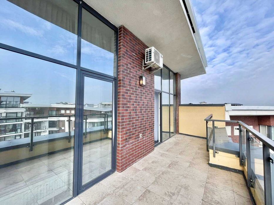 Продам пентхаус з РЕМОНТОМ. 3 кімнати. Газ. 2 ТЕРАСИ. ЖК На Прорізній