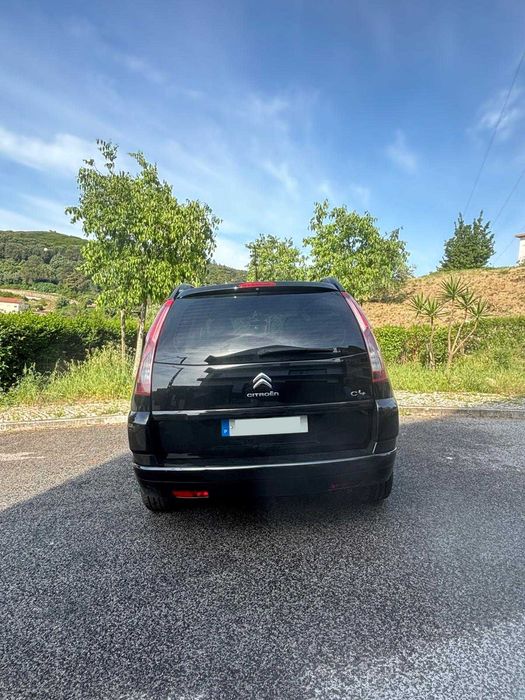 Citroën C4 Grand Picasso 1.6 Diesel – Espaçosa e Económica
