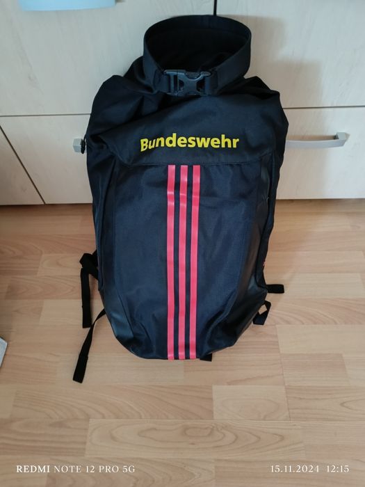 Adidas _ Bundeswehr- backpack_Oryginalny Duży- nowy .