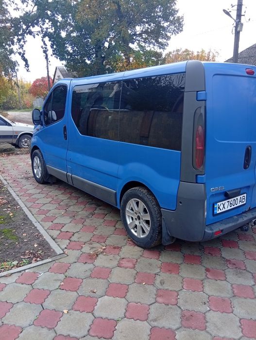 продам Опель виваро