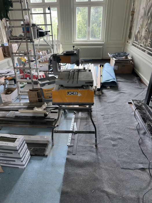 Przecinarka do plytek JCB
