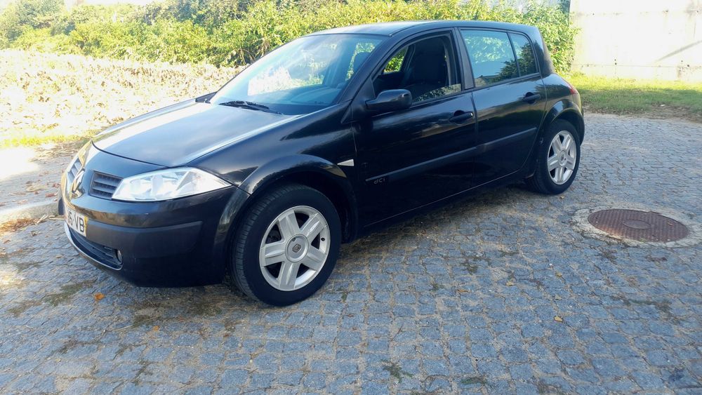 Renaul Megane - barato e económico para o dia a dia
