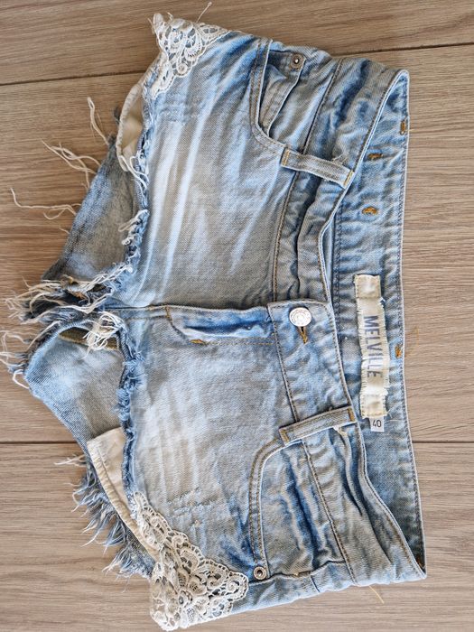 Spodenki jeansowe 38