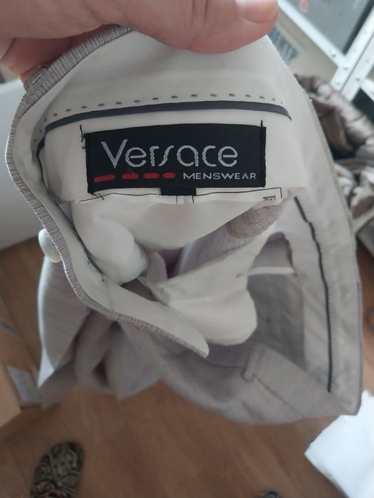 Чоловічий костюм приблизно 50-52 розміру