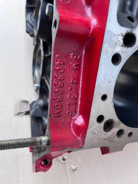 Блок циліндрів GM 4.3 л V6 262cid Mercruiser Volvo Penta 14099090 M