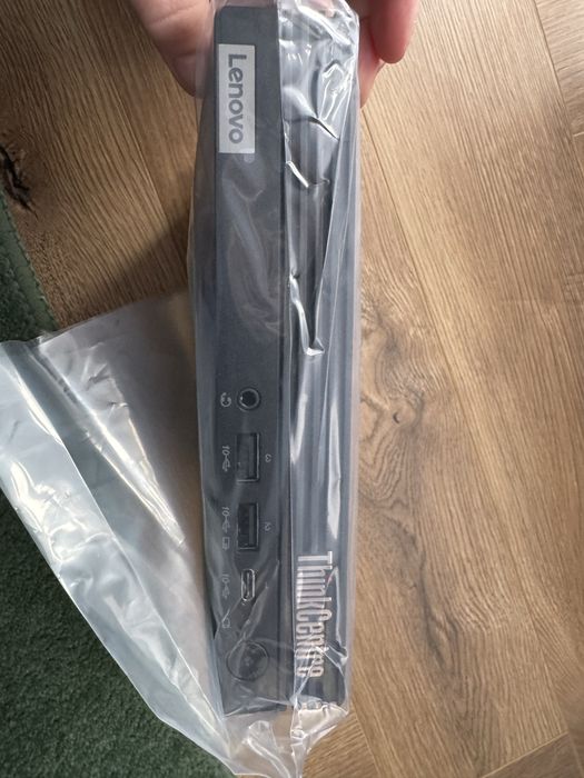 Mini PC LENOVO ThinkCentre M 75q Gen 5 Czarny