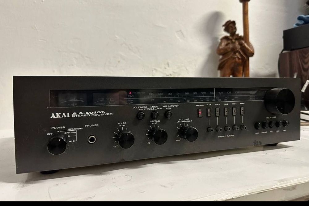 Stereo Amplituner Akai AA 1010L, Japan