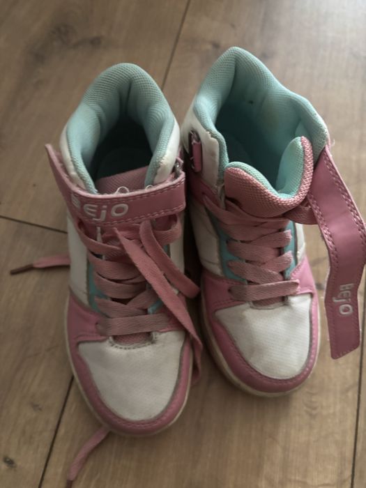 Buty do oddania za darmo 29