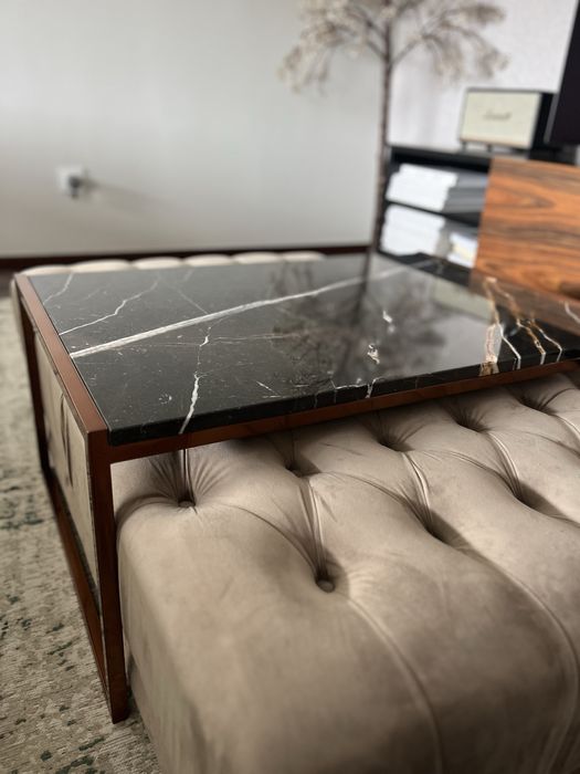 Pouf Rom Laskasas com capitoné