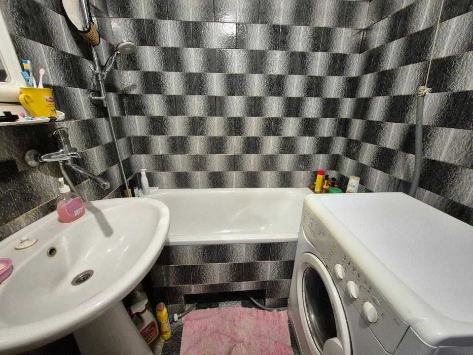 Продаю симпатичную 2к.кв. на Южном.