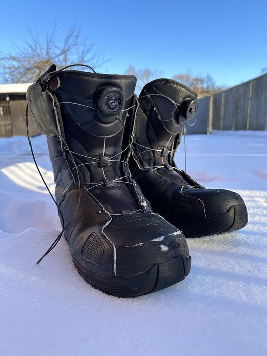 Сноубордичі черевики