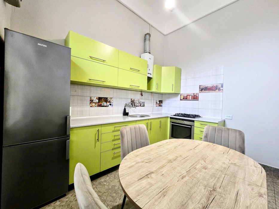 1 кімнатна квартира ЦЕНТР міста вул.ПЕРЕЯСЛАВСЬКА (площа Філармонії).