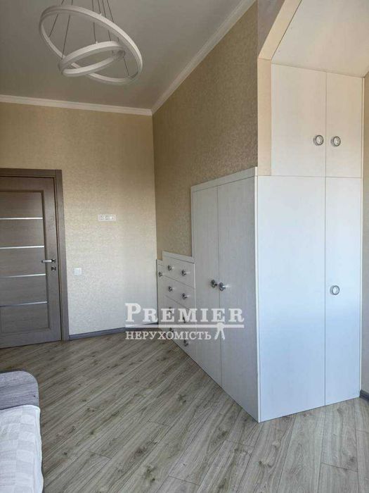 Продам пентхаус з панорамним видом на море