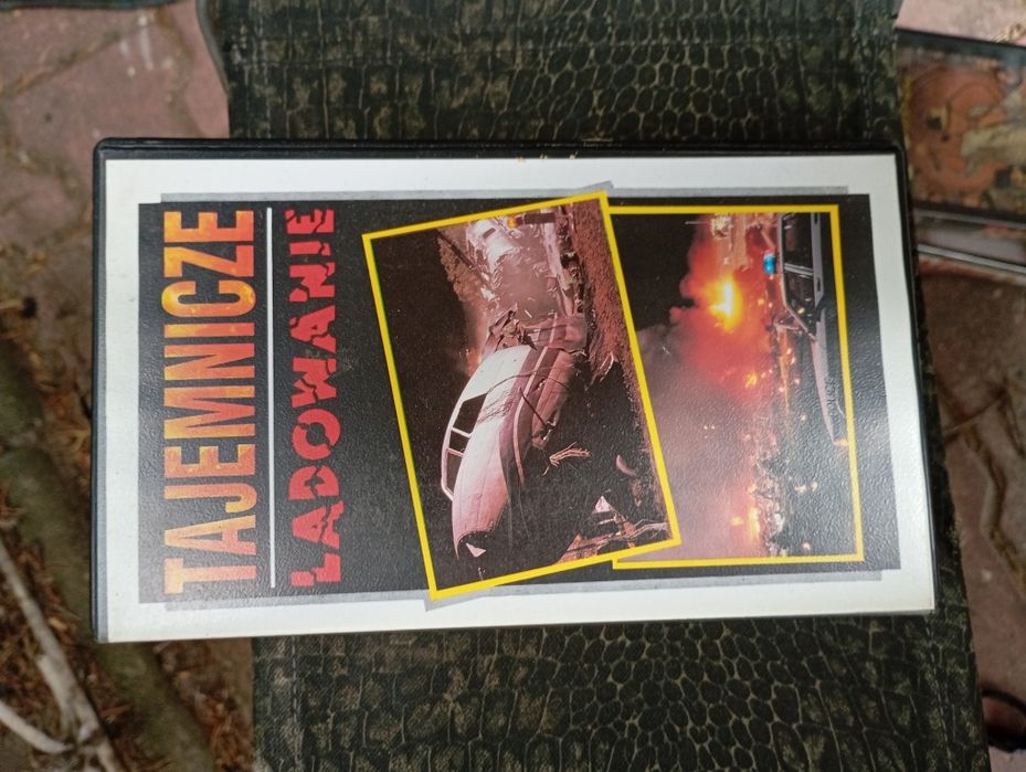 Kaseta VHS Tajemnicze Lądowanie