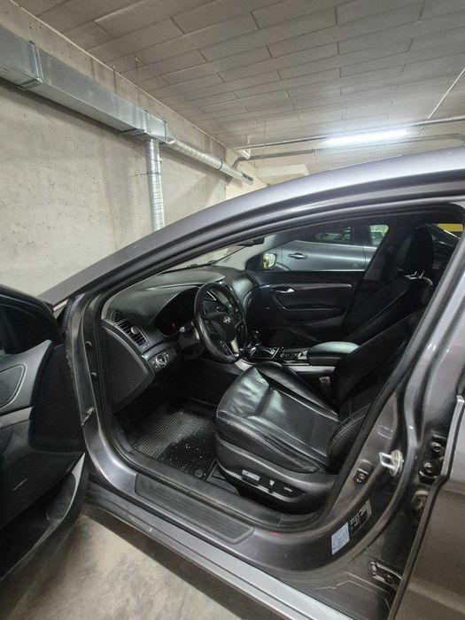 Sprzedam Hyundai i40

1.7 CRDi 136 
, Продам Hyundai i40