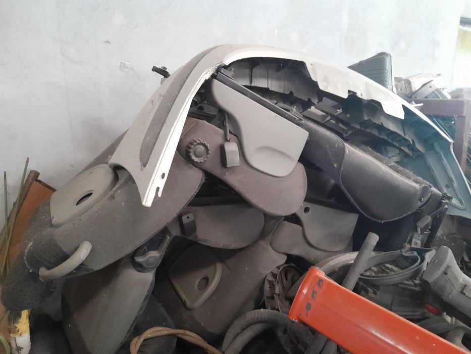 Renault modus 1.6 d na czesci
