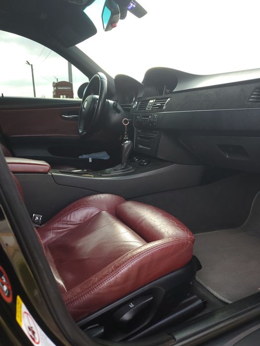 Продам бмв е90 320