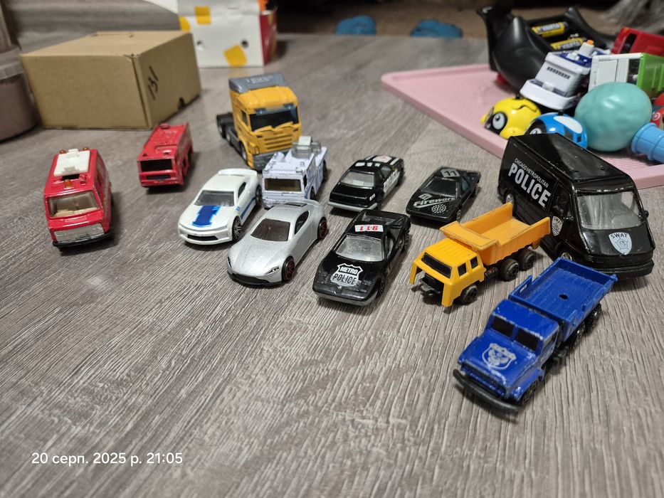 Машинки Автомобілі