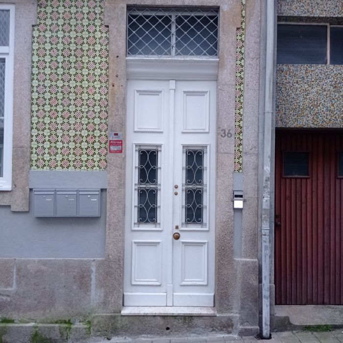 Porta madeira maciça grande