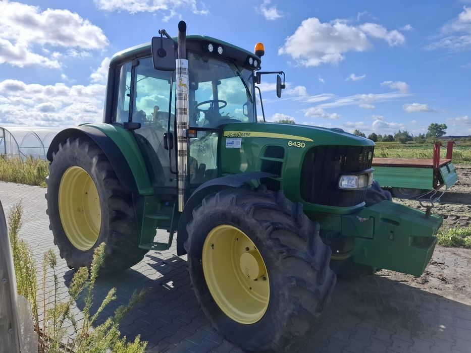 Sprzedam ciągnik John deere