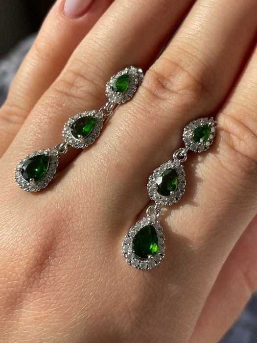 Серьги из хром диопсида и циркония, серебро 925 пробы