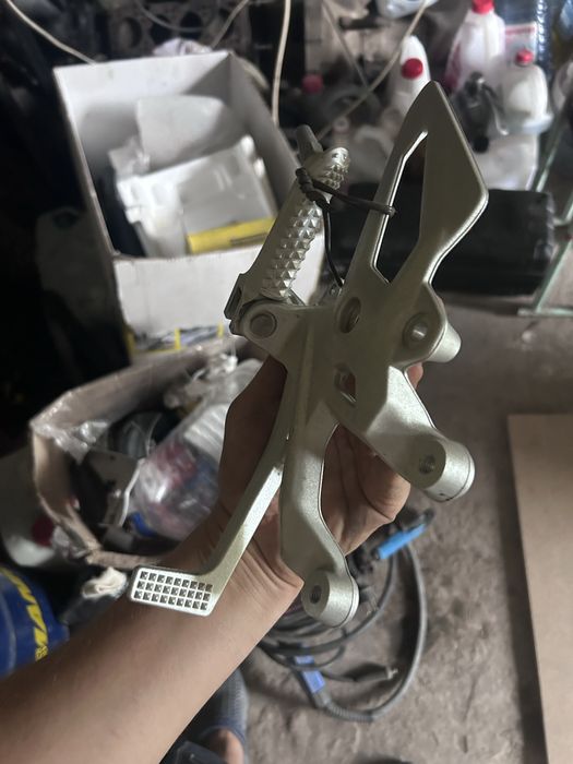 BMW s1000r запчастини