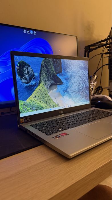 Acer Aspire 3 – Ryzen 7 | 16GB RAM | SSD 475GB