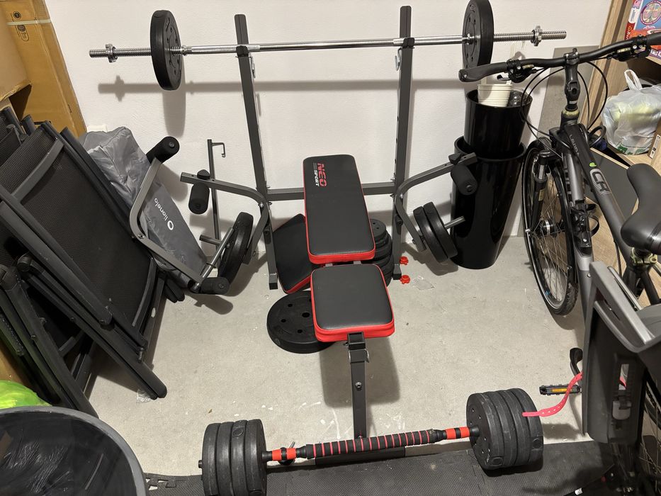 Sprzedam ławeczkę z gryfem oraz zestawem hantle (mała sztanga)