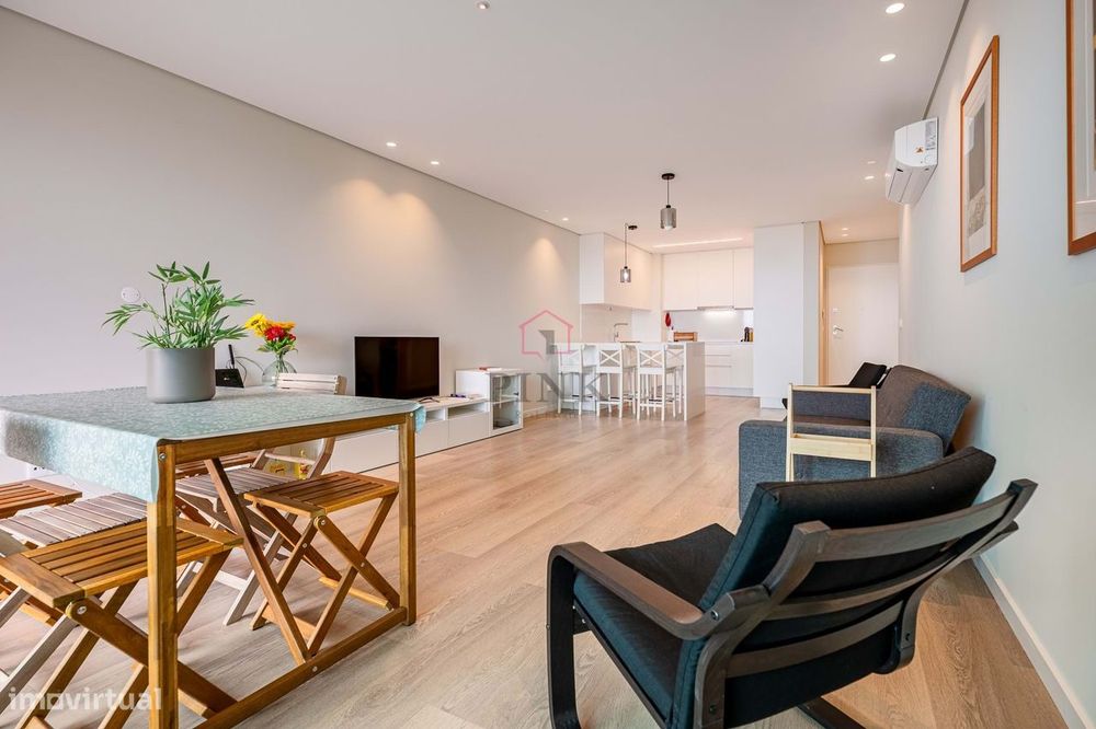 Apartamento T2 Mobilado e Equipado