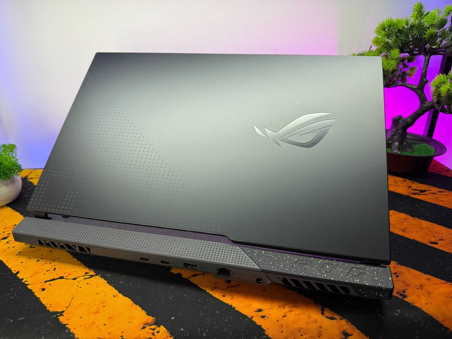 Asus rog strix G17, ryzen 9-7940hx, rtx4050, 16gb, 512gb, 165hz
