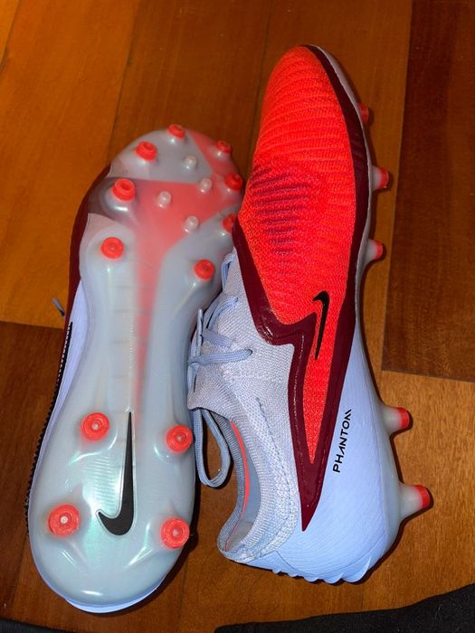 Chuteira Nike Phantom 6 Low
Elite AG-Pro