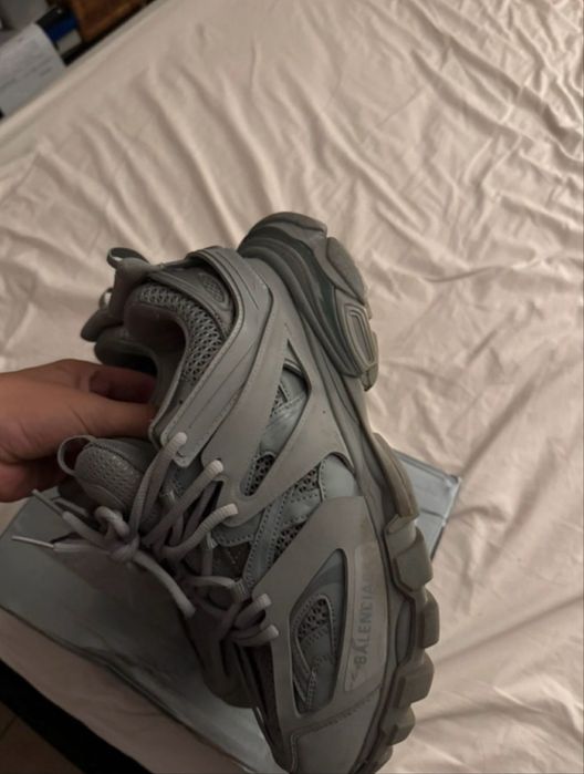 Balenciaga Tracks