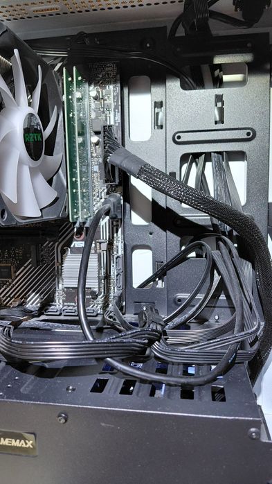 Персональний комп'ютер i5 10400 / 32 gb ram