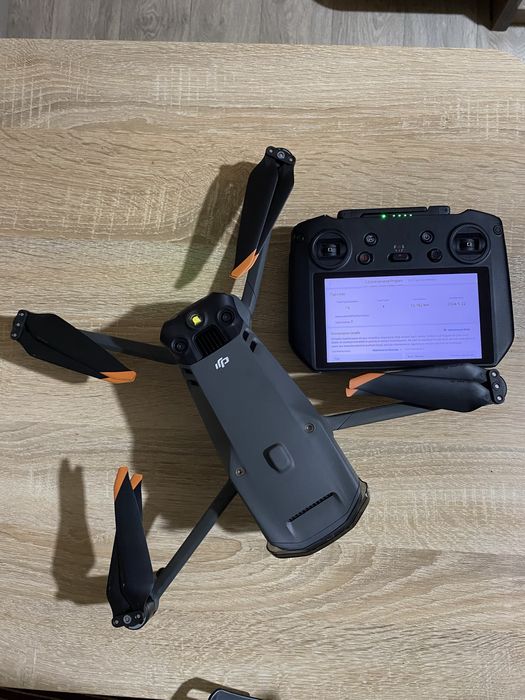 DJI Mavic 3t 1година, комплект, стан нового