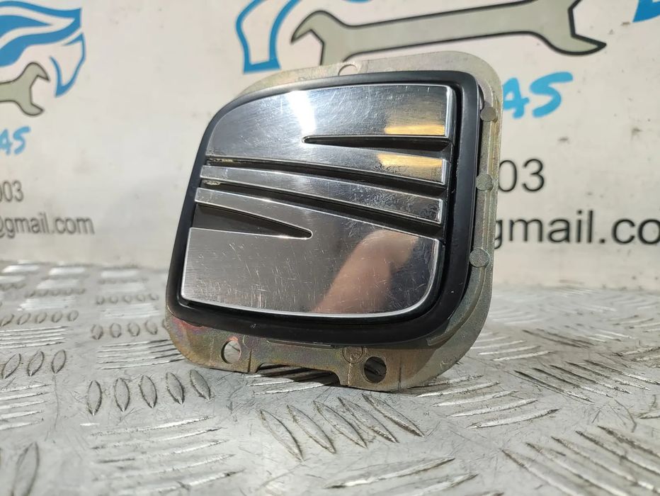 Puxador de Mala Seat Ibiza 6k2 (1999 - 2002) - 6K0827565B