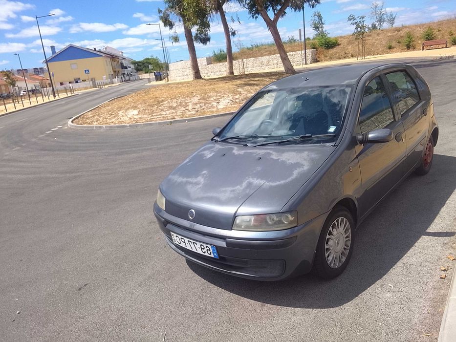 Vendo o Fiat Punto a gasolina 1.200