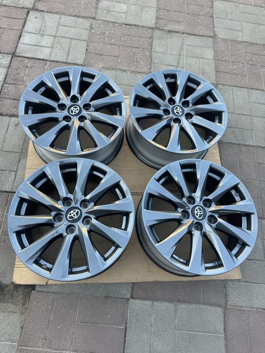 Оригінальні диски Toyota Camry 70 avensis Corolla Avalon 5 114,3 r17