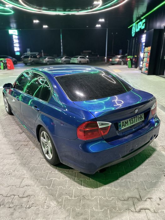 Продам BMW E90  M-packet