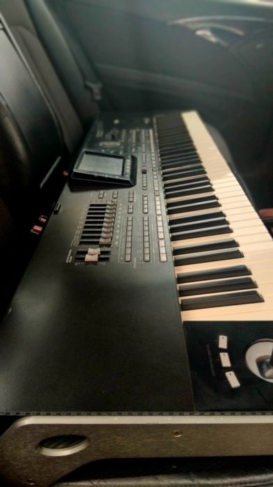 Продам Korg Pa3X